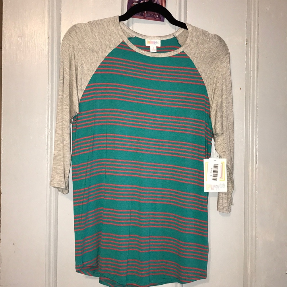 Small Randy shirt by LuLuRoe